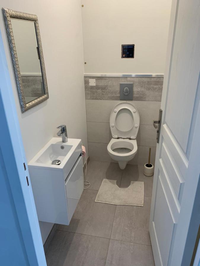 Loft Evasion , Parking Gratuit , 5 Min Auxerre Apartment Moneteau Bagian luar foto